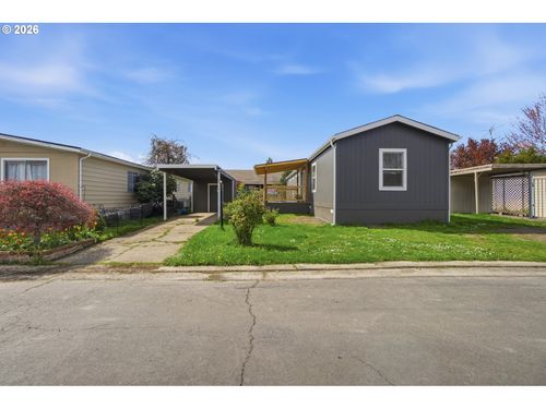 37-1103 N Springbrook Rd, Newberg, OR, 97132 | Card Image