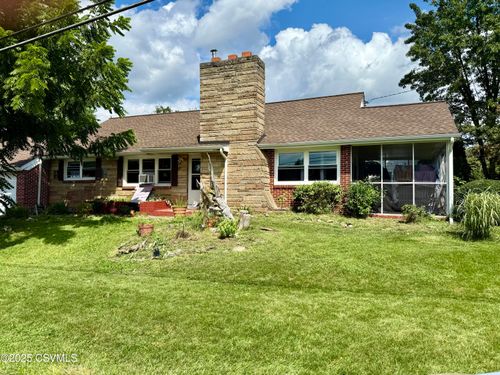 901 1st St, Nescopeck, PA, 18635-1220 | Card Image