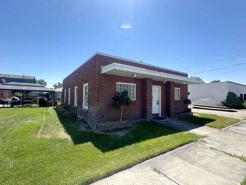 434 W Idaho Ave, Ontario, OR, 97914-2347 | Card Image