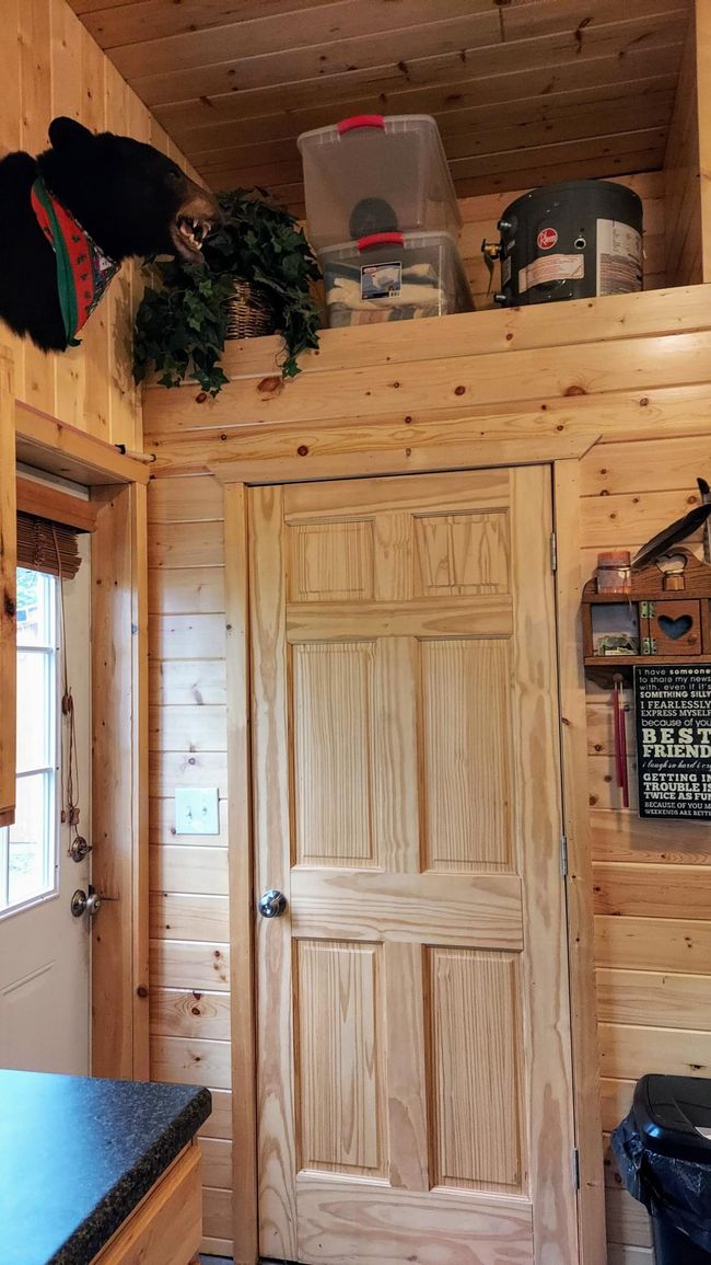 Broom closet/Storage | Image 16
