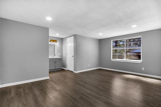 347 Texas State Highway 63 W, House other with 3 bedrooms, 2 bathrooms and null parking in Jasper TX | Image 13