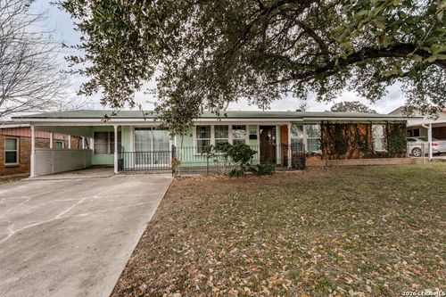 359 Kate Schenck Ave, San Antonio, TX, 78223-3309 | Card Image