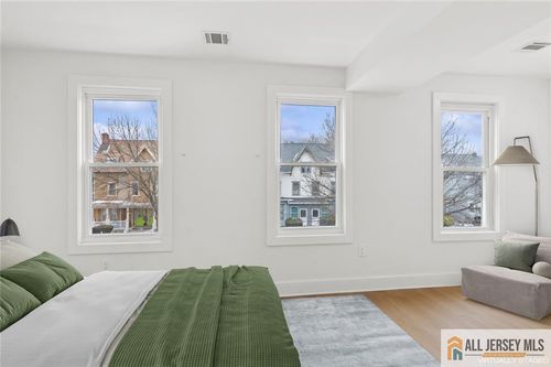 73 Ashland Ave, East Orange, NJ, 07017-2301 | Card Image