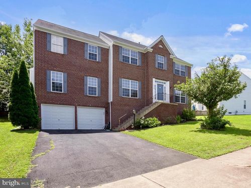 5319 Daybreak Ln, WOODBRIDGE, VA, 22193-5880 | Card Image