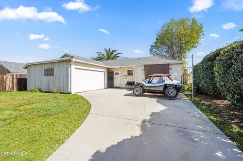 6922 Tunney Avenue, Reseda, CA, 91335 | Card Image