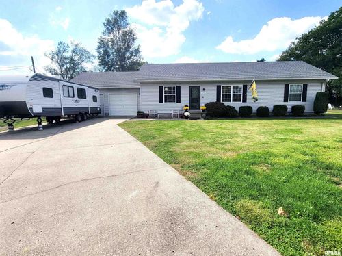 16 Stone Forge Pike, Flora, IL, 62839-2325 | Card Image