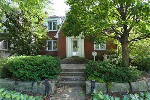 200 Concession St, Hamilton, ON, L9A1A9 | Card Image