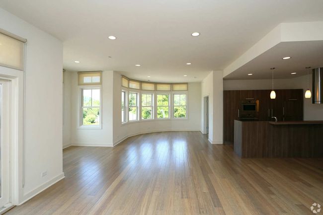 APT-311 - 1 N Main St, Condo with 1 bedrooms, 1 bathrooms and 1 parking in Algonquin IL | Image 17