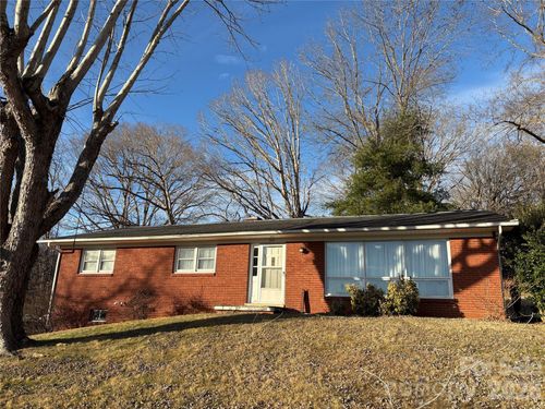 606 Oakmont Dr, Canton, NC, 28716-4164 | Card Image