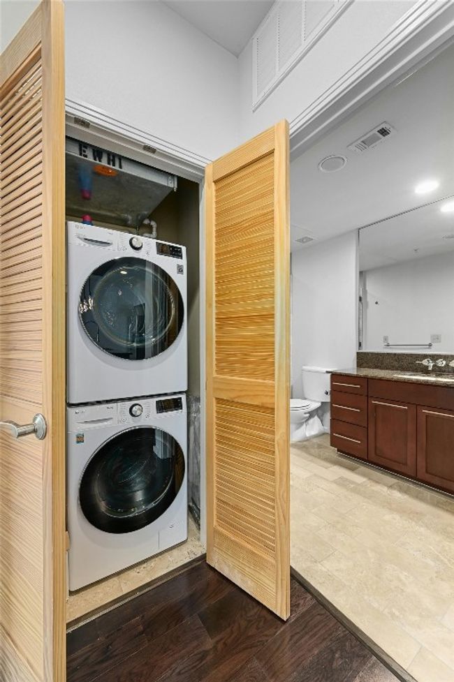 UNIT-5305 - 1600 Barton Springs Rd, Condo with 2 bedrooms, 2 bathrooms and 2 parking in Austin TX | Image 22