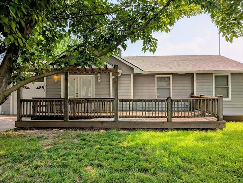 1310 Cedar St, Eudora, KS, 66025-9676 | Card Image