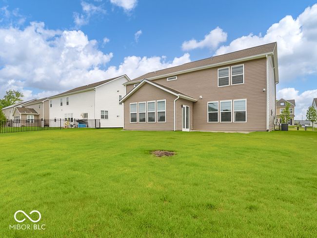 view of back of house | Image 28