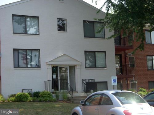 8-125 Clubhouse Dr Sw, LEESBURG, VA, 20175-4224 | Card Image