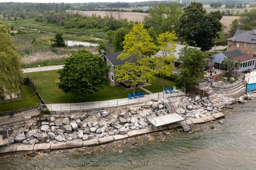 2118 Lakeshore Rd, Dunnville, ON, N1A2W8 | Card Image