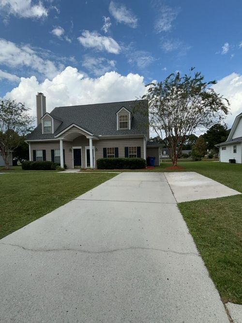 4868 Habersham Ln, Summerville, SC, 29485-8580 | Card Image
