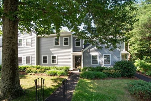 2502-2502 Hockley Dr, Hingham, MA, 02043-1558 | Card Image
