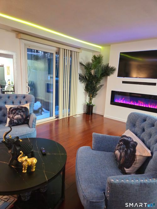 187-187 High Top Cir W, Hamden, CT, 06514-4825 | Card Image