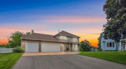 8764 Pinehurst Bay, Woodbury, MN, 55125-9176 | Card Image