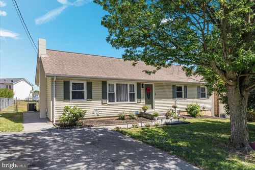 7756 Carolyn Avenue, MIDDLETOWN, VA, 22645 | Card Image