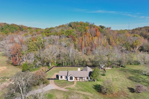 8200 Linton Ln, Nashville, TN, 37221-9718 | Card Image