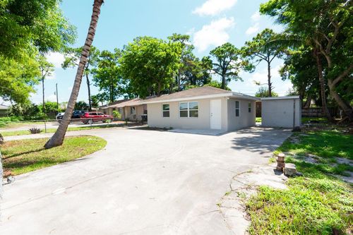 3652 Alexander Ct, Lake Worth, FL, 33463-3402 | Card Image