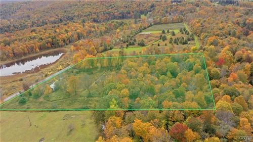 249 Peraglie Rd, Jefferson, NY, 12093-4716 | Card Image
