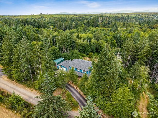 Front of home | Image 27