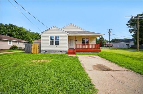 1504 Highland Ave, Portsmouth, VA, 23704-6840 | Card Image