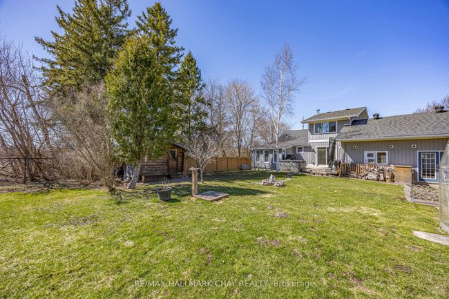 7913 Main St, House other with 3 bedrooms, 2 bathrooms and 4 parking in Adjala Tosorontio ON | Image 36