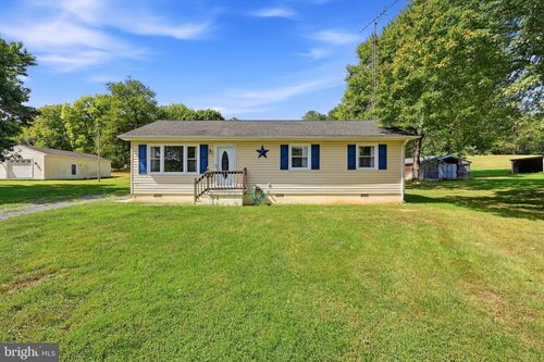 589 Ruebuck Rd, Clear Brook, VA, 22624-1433 | Card Image