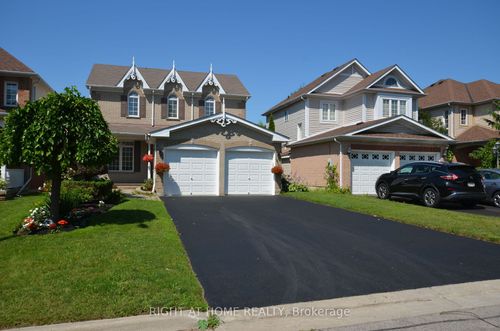 1172 Westridge Dr, Oshawa, ON, L1K2L1 | Card Image