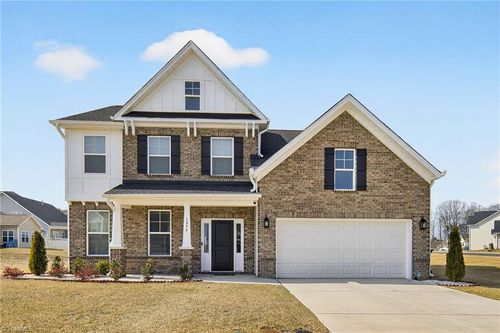 1975 Watkins Landing Dr, Kernersville, NC, 27284-6870 | Card Image