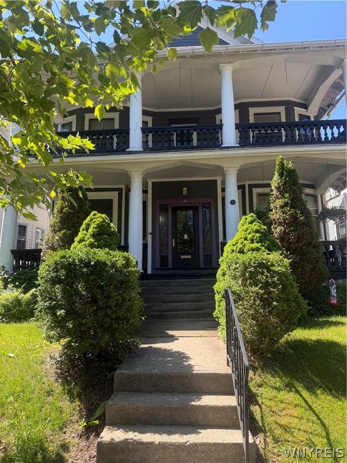 37 Inwood Pl, Buffalo, NY, 14209-1022 | Card Image