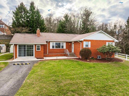 129 Lexington Ave, Westover, WV, 26501-4277 | Card Image