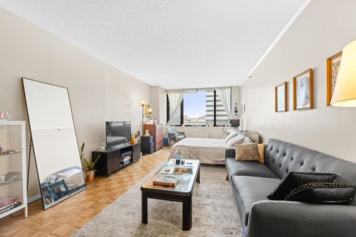 808-45 River Dr S, Jersey City, NJ, 07310-3709 | Card Image