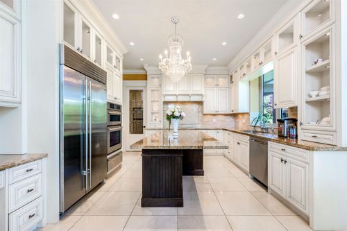 6760 Gamba Dr, Richmond, BC, V7C2G5 | Card Image