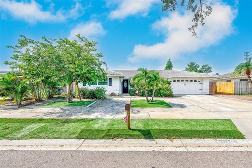 11288 60th Ave, SEMINOLE, FL, 33772-6805 | Card Image
