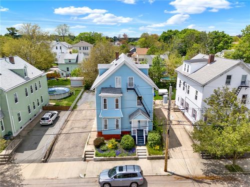 23 Young St, Pawtucket, RI, 02860-4416 | Card Image