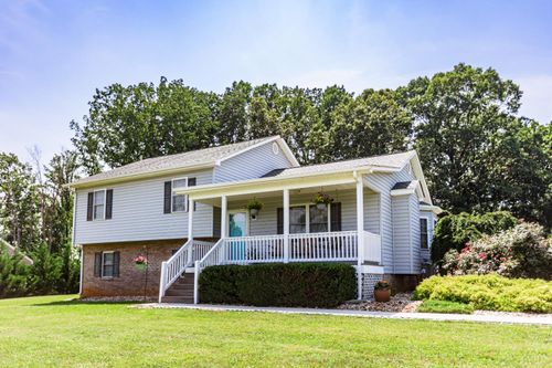 1425 Purdum Mill Rd, Appomattox, VA, 24522-8364 | Card Image