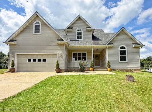 9802 Sharrott Rd, Poland, OH, 44514-3516 | Card Image