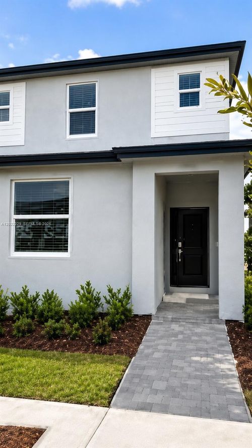 0-27640 Sw 156th Ct, Homestead, FL, 33032-7254 | Card Image