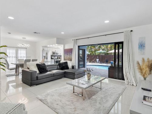 0-5800 Ne 18th Ave, Fort Lauderdale, FL, 33334-5919 | Card Image