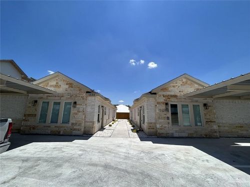 apt-2-1320 N Mccoll Rd, Edinburg, TX, 78541-8308 | Card Image