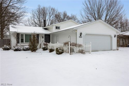 35884 Laurel Cir, North Ridgeville, OH, 44039-1502 | Card Image