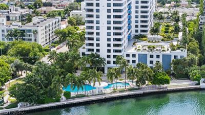 810 - 1330 West Ave, Condo with 1 bedrooms, 1 bathrooms and null parking in Miami Beach FL | Image 3