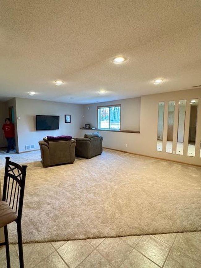 spacious family room | Image 22