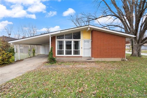 627 Tucker Ave, Clarksville, IN, 47129-6668 | Card Image