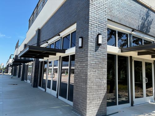 303-5 Coughran Rd, Boerne, TX, 78006-8103 | Card Image