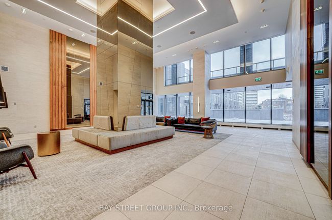 1211 - 2 Sonic Way, Condo with 2 bedrooms, 2 bathrooms and 1 parking in North York ON | Image 4