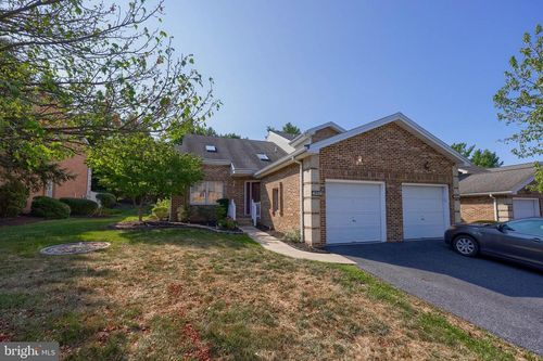 4226 Nantucket Dr, MECHANICSBURG, PA, 17050-9105 | Card Image